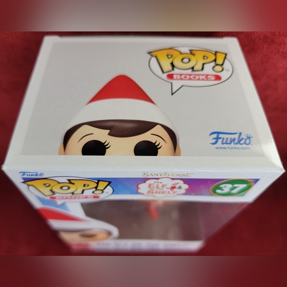 The elf on the shelf funko # 37 (nib) With pop protector - Picture 4 of 7